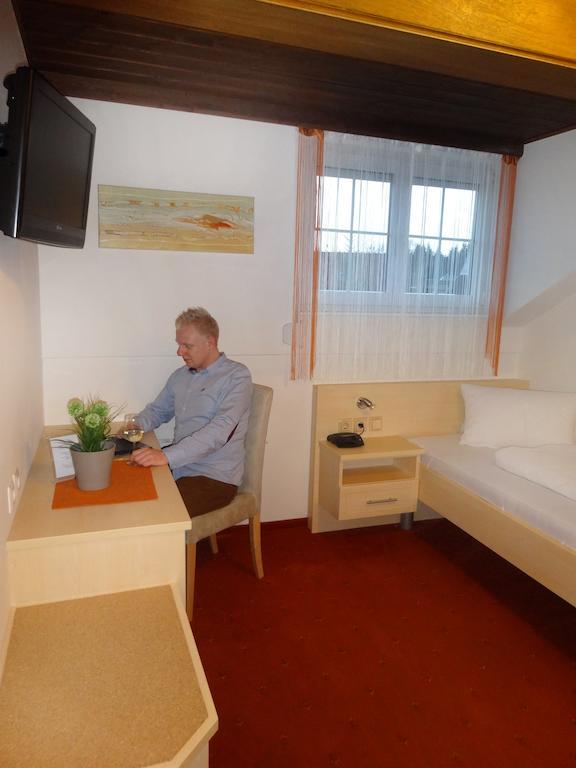 Pension Scherwirt Hotel Graz Quarto foto